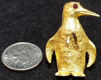 ヴィンテージブローチ BSK ゴールドトーン ペンギン テクスチャー