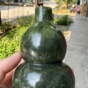 Naturalny Jadeit Hu Lu Fengshui Dekor Błogosławieństwo Szczęście Dobrobyt Obdarowywanie Wu Lou Spokojna Joga Medytacja Jadeitowy Kryształ Uzdrawiający. DD0313