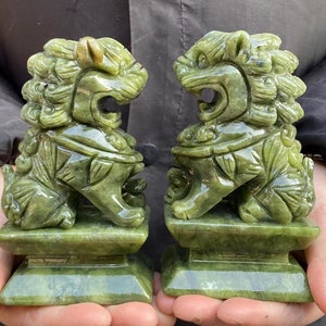 Pair Natural Jade lion Statues Feng Shui Home Decor,Foo-Dogs Lion Temple Guardian, Luck Success Fengshui meditation healing Ornaments DD0228