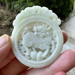 Natural jade Qilin pixiu Pendant Amulet, Lucky Beads Necklace,Hand Carved figurine Charms Feng shui jewelry,Good Luck Blessing healing DD418