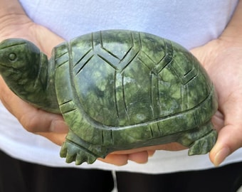 Natürliche grüne Jade Schildkröte Hand geschnitzt, Home Office Dekoration Glückstier, Crystal Healing Langlebigkeit Schildkröte Figur Carving Charm Ornament