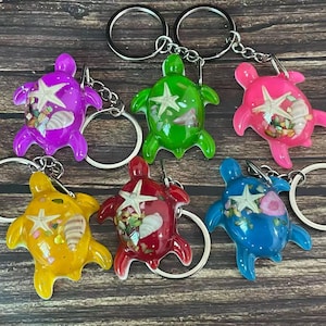 Set of 6 pics, Ocean Necklace, Real Starfish Keychain, Nautical Necklace, Starfish Pendant, Starfish in Resin Sea Turtle shell Necklace Gift