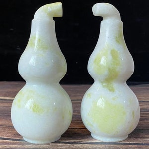 Natural jade gourd statue fengshui decor fortune Wu Lou Bottle,wealth Success Good Luck Wu Lu meditation healing Quartz Crystal decor craft.