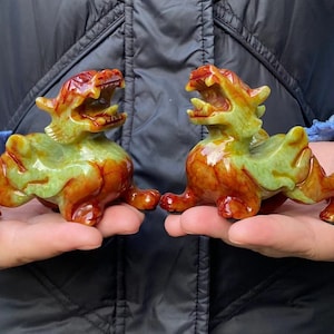 Estatua de jade natural Feng Shui Pi Yao/Pi Xiu de la suerte y la riqueza, escritorio de oficina, regalo de apertura de tienda, escultura de figura de animal Qilin, suerte y éxito DD150