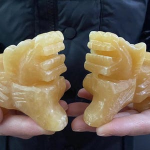 Un par de estatuas de riqueza Pi Yao/Pi Xiu de jade amarillo natural FengShui, escritorio de oficina, regalo de la suerte para la apertura de una tienda, escultura de figura de animal Qilin, éxito