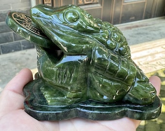 Natural  jade Money Toad Figurine Feng Shui Fortune Coin Stone Crystal Healing Toad/ Frog /Chan Chu Sculpture Luck  Success Gemstone DD03516