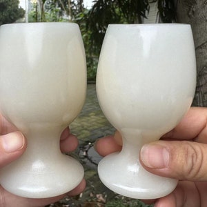 Paar Exquisite Natürliche weiße Jade Teetasse, handgeschnitzte Wasserschale Kristallbecher Saft Glas Jadeit Kaffeetasse Kung Fu Teetasse Wohnkultur DD403
