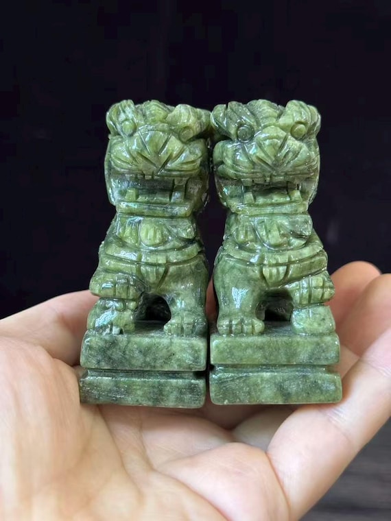 ライオンヘッド　ガレージキット　ホライジング　Lion Head　レジン製 Pair Natural Green Jade Beijing Foo Dog Lion Statue, Crystal