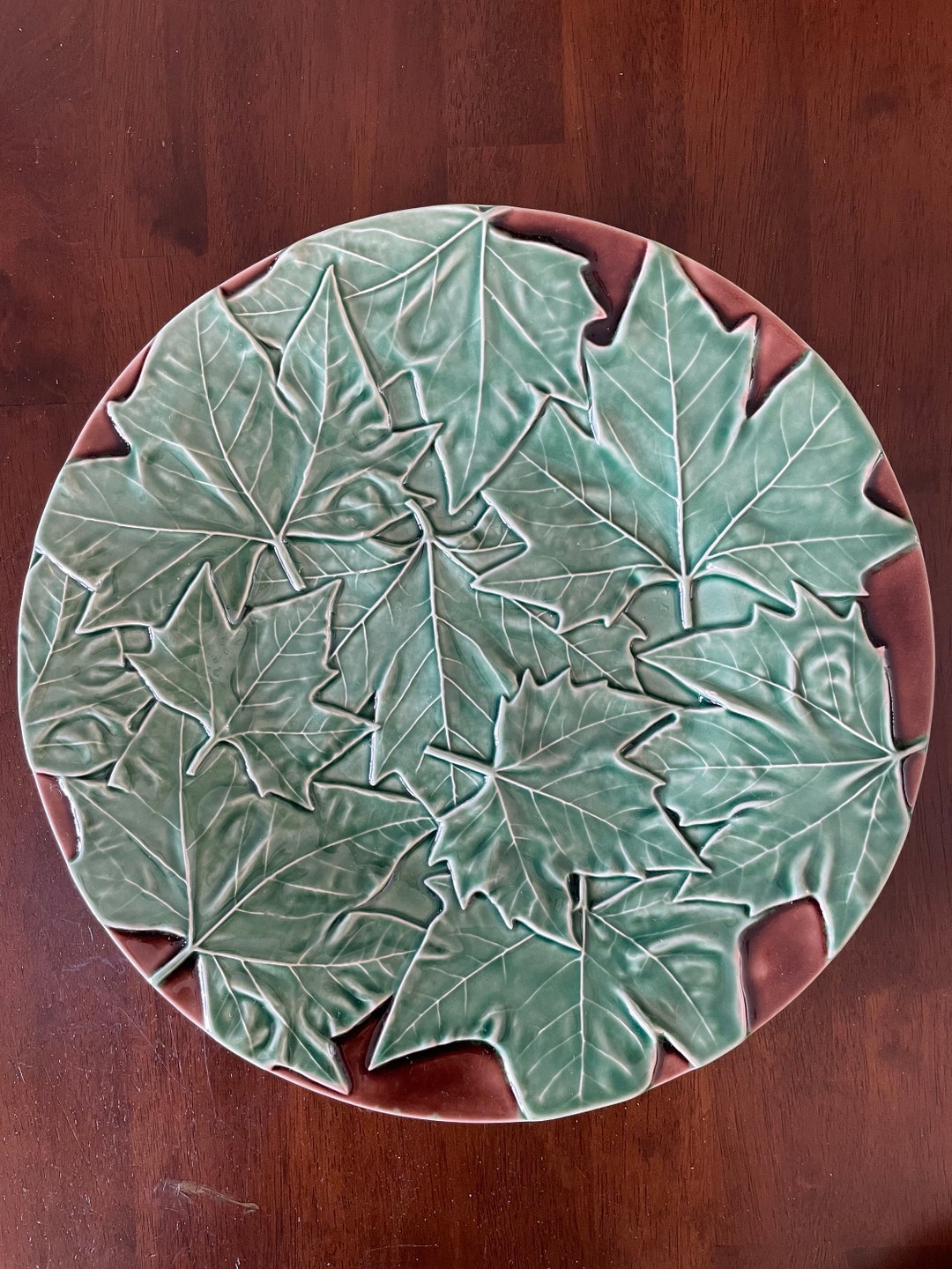 Pair of Maple Leaf Pattern Plates - Etsy