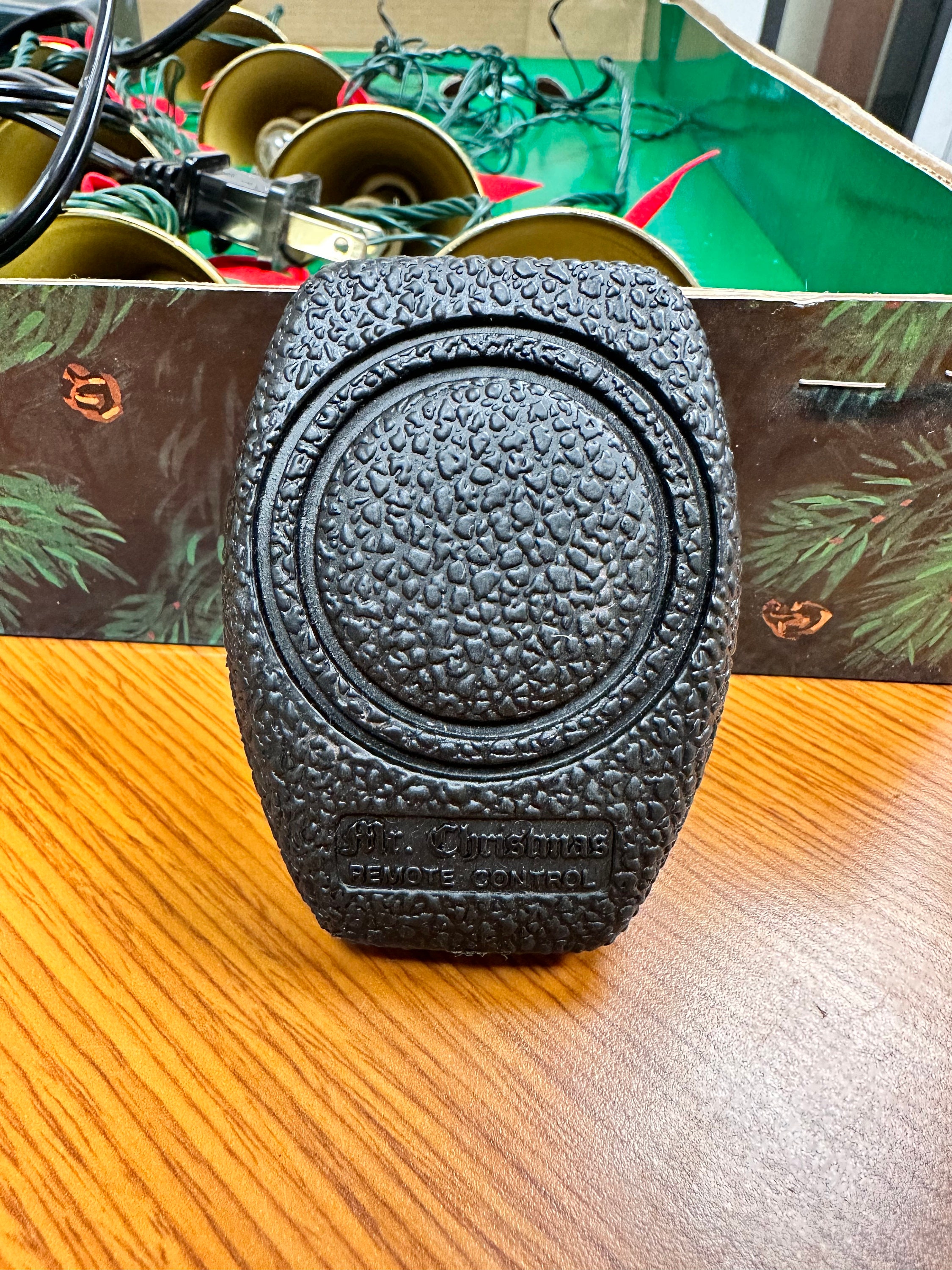 Mr Christmas Bells Of Christmas 