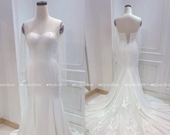 Long-sleeved mermaid lace wedding dress. Custom wedding dress for bride.