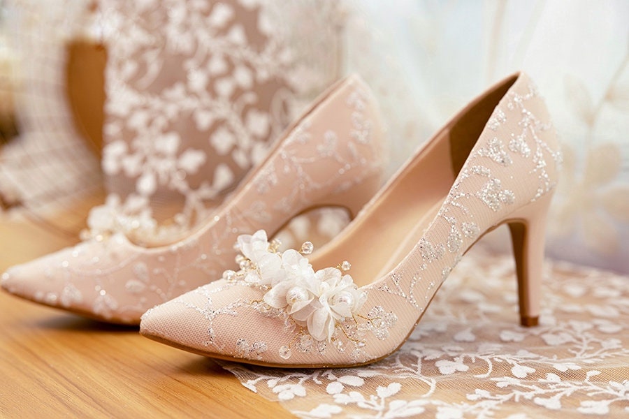 10 Pairs of Glittery Wedding Shoes 