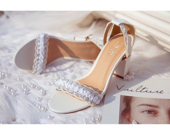 Square heel bridal wedding shoes. Luxury party shoes. 7cm heel shoes.