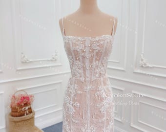 Short wedding dress decorated with gorgeous pearls. Lace wedding dress. Custom wedding dress. Cocktail dress. Party dress.