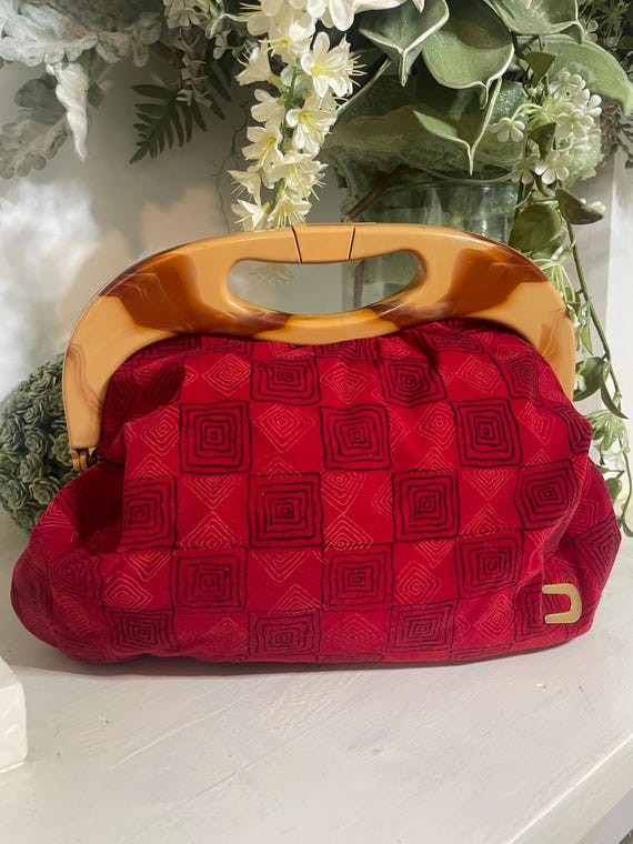 Retro Pattern handbag Very Chic! This screams sty… - image 1