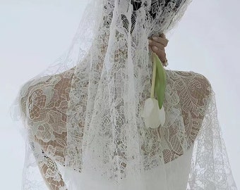 Sophisticated Korean-Style Long Lace Bridal Veil for High-End Wedding Attire