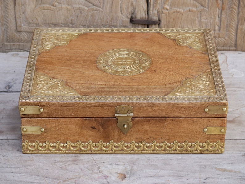 Traditional Solid Wood Box with Brass Fittings: A Timeless Gift of Elegance image 4