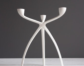 Minimalistische driepotige kandelaar - witte granieten kaars, Scandinavische woondecoratie