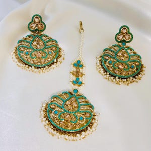 Antique Gold Polki & Feroza Jhumka Earrings with Tikka-Indian Polki Jewelry-Pakistani Jewelry-Pakistani Earrings-Desi Maang Tikka Set