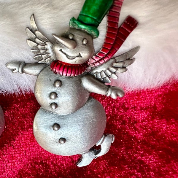 Vintage Silver Pewter Collectable Signed JJ Adorable Christmas Snowman Flying Cupid Angel Wings Brooch Pin