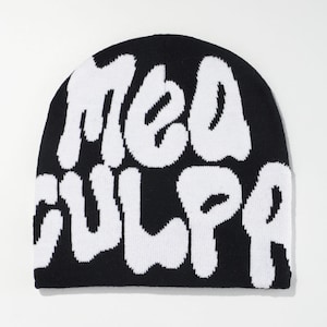 Bonnet Mea Culpa Beanie Y2K, doux et confortable Black and White