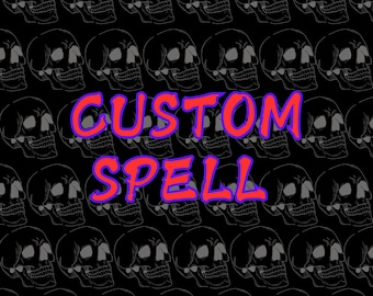 Pode incluir: Um fundo preto e branco com um padrão de caveiras e o texto "CUSTOM SPELL" em vermelho com um contorno roxo.