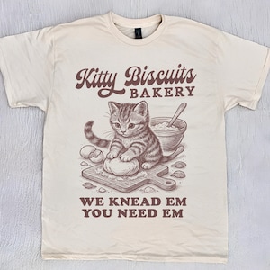 Cat Biscuit Shirt, Cute Kitty Biscuits Bakery Retro Style T-Shirt, Funny Baking Gifts for Her, Cat Lover Baker Tshirt, Kitten T-Shirt
