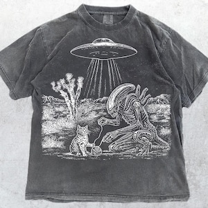 Camiseta de extraterrestre xenomorfo y gato - Suéter de gato vaquero OVNI: Camiseta retro de rodeo occidental, color cómodo