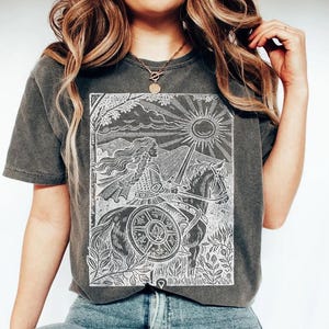 Sword maiden Vintage Shirt - Linocut Art - Knightcore - Lady Knight Tee - Renaissance Medieval Shirt - Warrior Maiden Shirt - Fantasy Reader