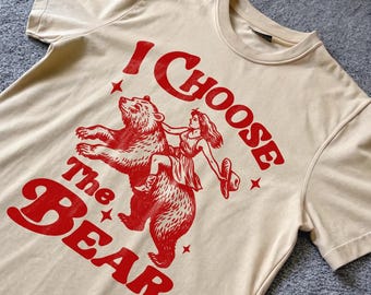 Camiseta de vaquera feminista, camiseta "Elijo al oso", arte feminista divertido, camiseta estética Y2K, camiseta de vaquera montando un oso