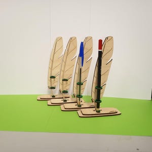 Mesa de escritório natureza madeira pena lápis caneta suporte laser arquivo svg