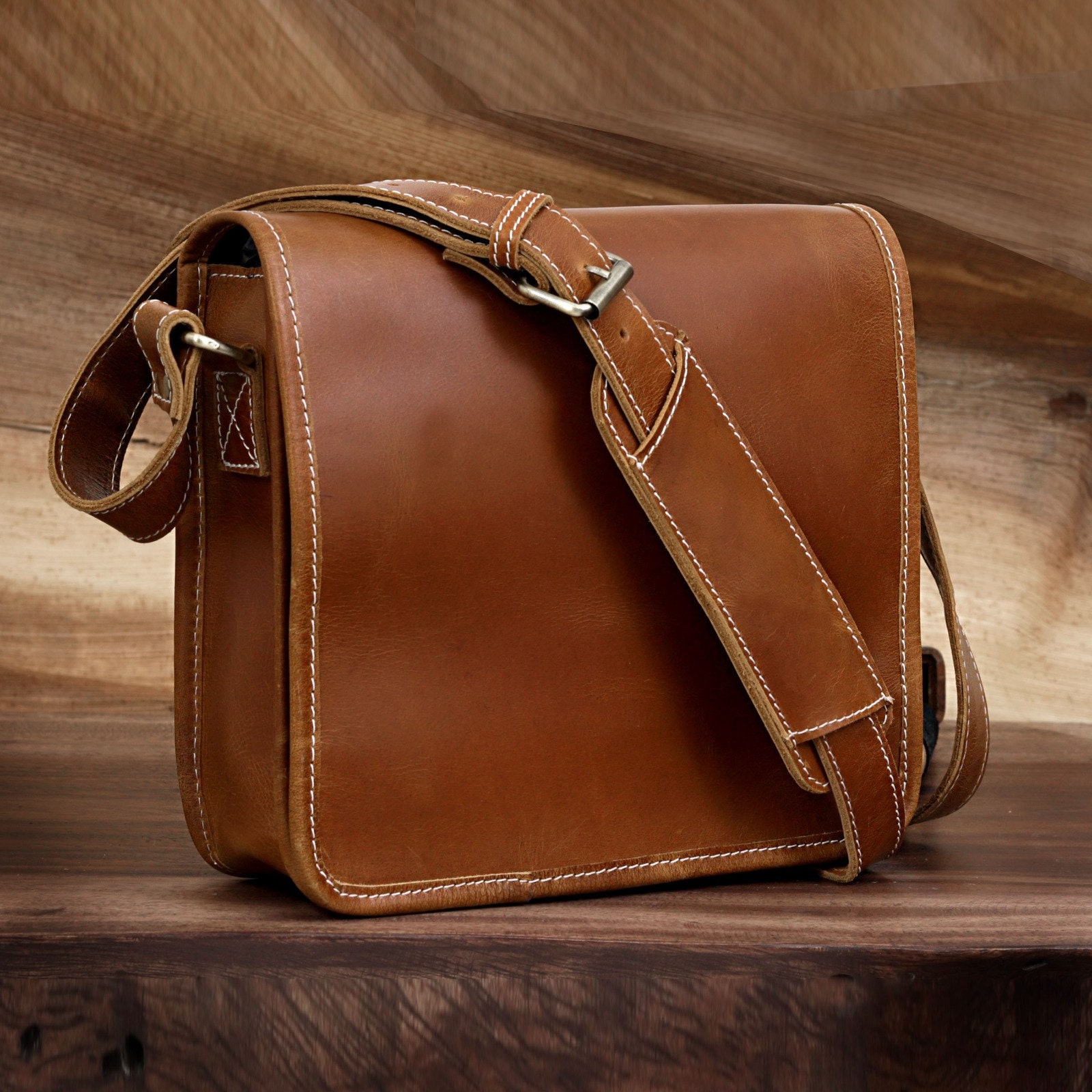 New Authentic Vintage Lacoste MESSENGER BAG Casual 2.8 Khaki Brown