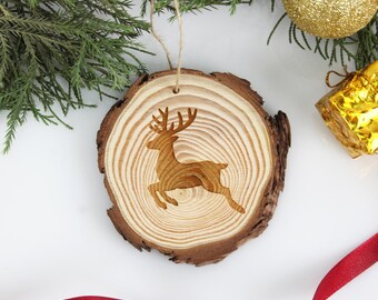 Pine Cone Engraved Wood Christmas Decor / Coaster Set / Christmas Ornament