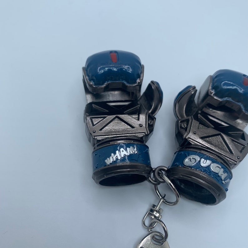 Pathfinder Heirloom Boxing Gloves From Apex Legends Replica Etsy