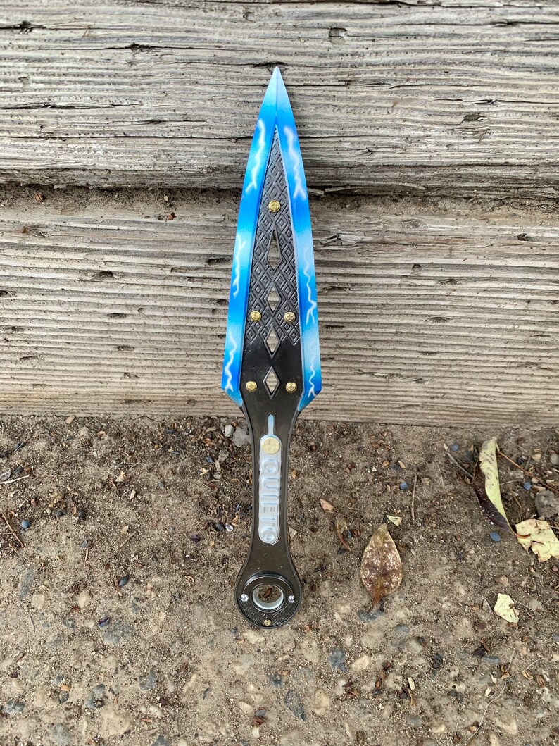 Kunai Knife Wraith Heirloom Life Size Apex Legends 11 Wraith Etsy
