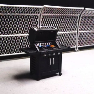 1:64 BBQ Grill Miniature Figure Diorama