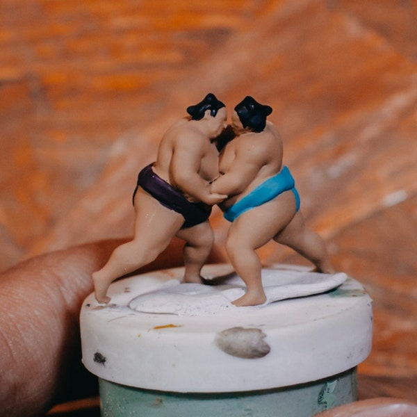 1/87 | 1/64 Scale Miniature Figure Sumo Wrestler Battle | Traditional Japanese Wrestling for Diorama | Small Statue | Small Figurine