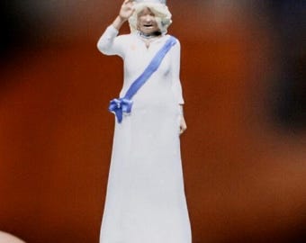 1/87 | 1/64 Scale Miniature Figure King and Queen for Diorama | Small Statue | HO Scale