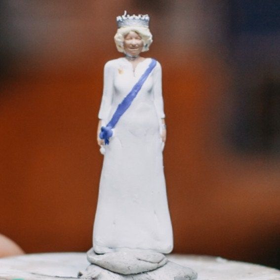 Oo Scale Statue 1/87 | 1/64 Scale Miniature Figure King and Queen for Diorama | Small ...