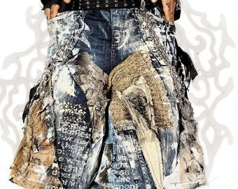 Pantalones cortos holgados acampanados hechos a mano, reciclados, con parches, estilo punk gótico, rasgados, hippie scene, tonos tierra, alt y2k, boho, camuflaje polvoriento, tribal, rave, nómada verde