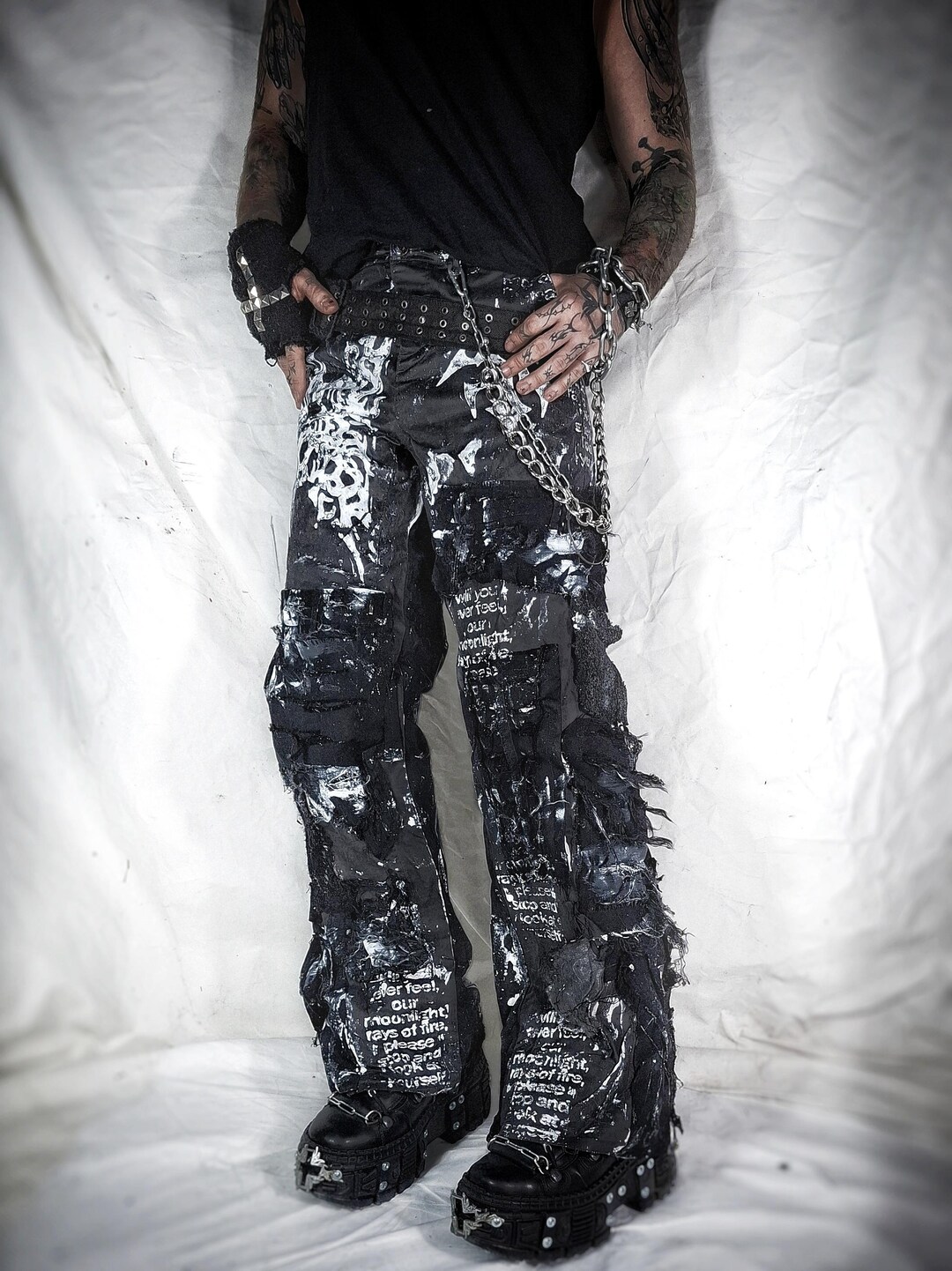 Patchwork Rave Calça jeans patchwork feita à mão sob encomenda, estilo punk gótico ...