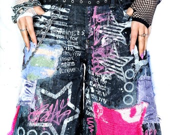 Handgemachte benutzerdefinierte upcycled patch Jeans Punk Goth edgy blau niedlich Szene schwarz alt baggy Cyber Neon Sterne Rave kawaii pink Emo Kleidung