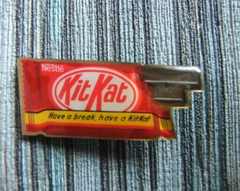 Pin Badge Kitkat, have a break, chocolate, wafer, candy, promotional item collector
