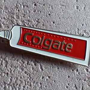 lapel Pin Anstecknadel COLGATE Zahnpasta Zahncreme Werbemittel dental Merchandise Sammler