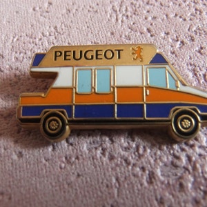 Pin Badge Peugeot Motorhome Camper Collector Vehicles