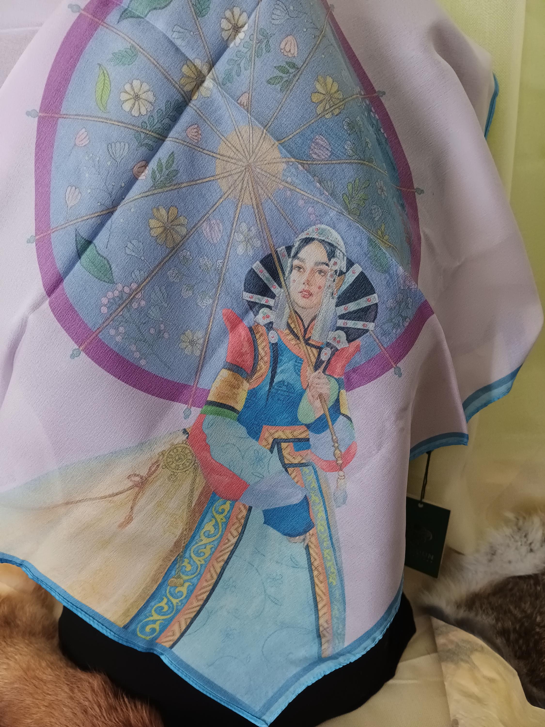 Foulard Carré En Soie - Motifs Chinois Anciens (Éventails, Pivoines) - Très Coloré