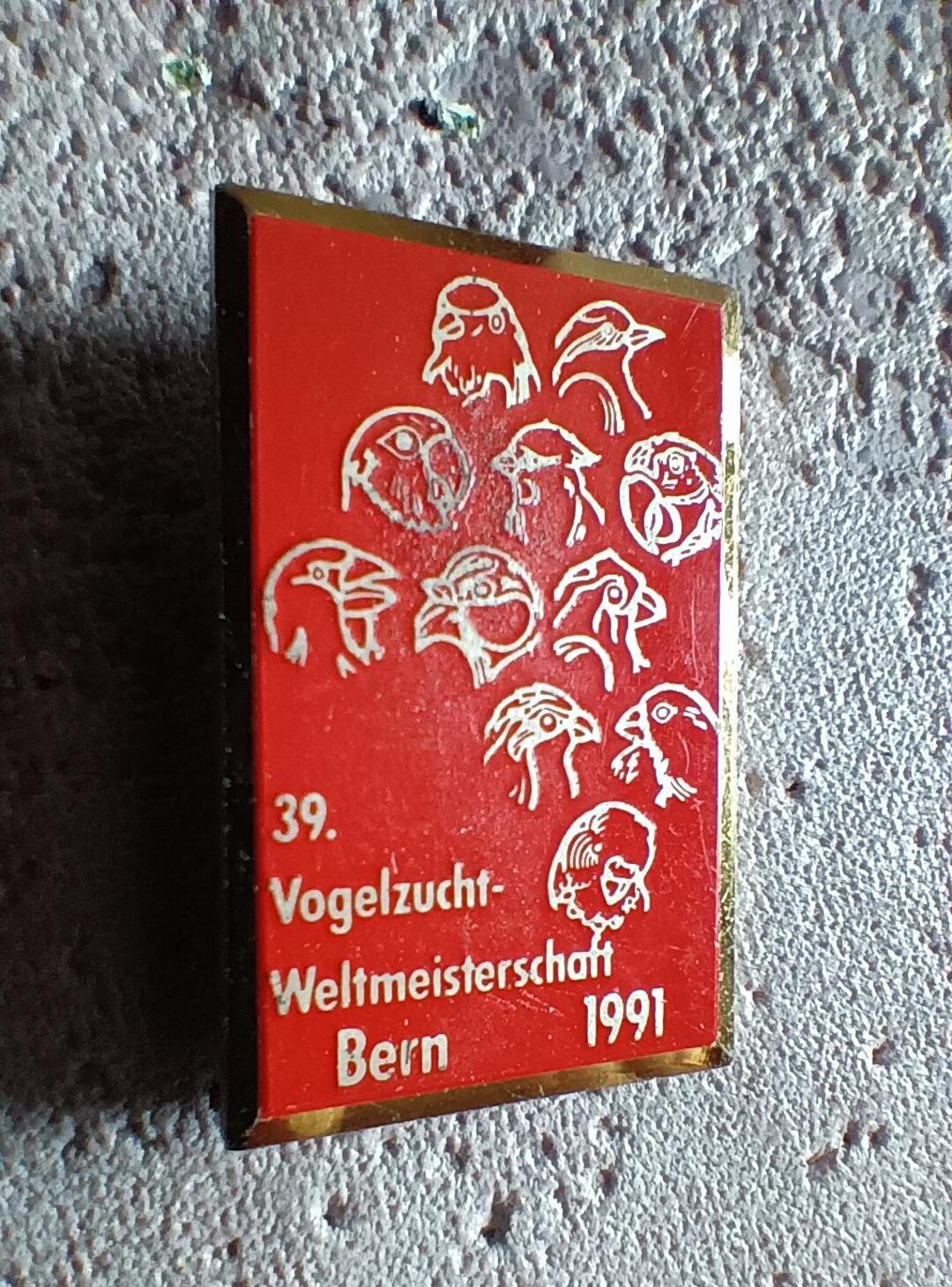 Breeding Pin Lapel Pin AVIARY BREEDING WORLD CHAMPIONSHIP 1991 Animals Birds ...