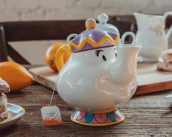 NEW Disney Mrs Potts Teapot, Beauty and the Beast Collectible, Ceramic Teapot, Disney Kitchen Decor, Vintage Style Teapot Gift