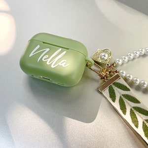 Custom AirPods Case With Pearl Daisy Aesthetic Charm | Personalized Name Initials AirPods Cover for AirPods 1 2 Gen AirPods Pro 2 AirPods 3