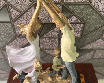 Handcrafted Polyresin Dancing Couple Figurine - Anniversary Gift